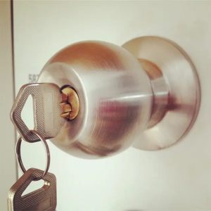 Stainless steel entrance keyed ball lock